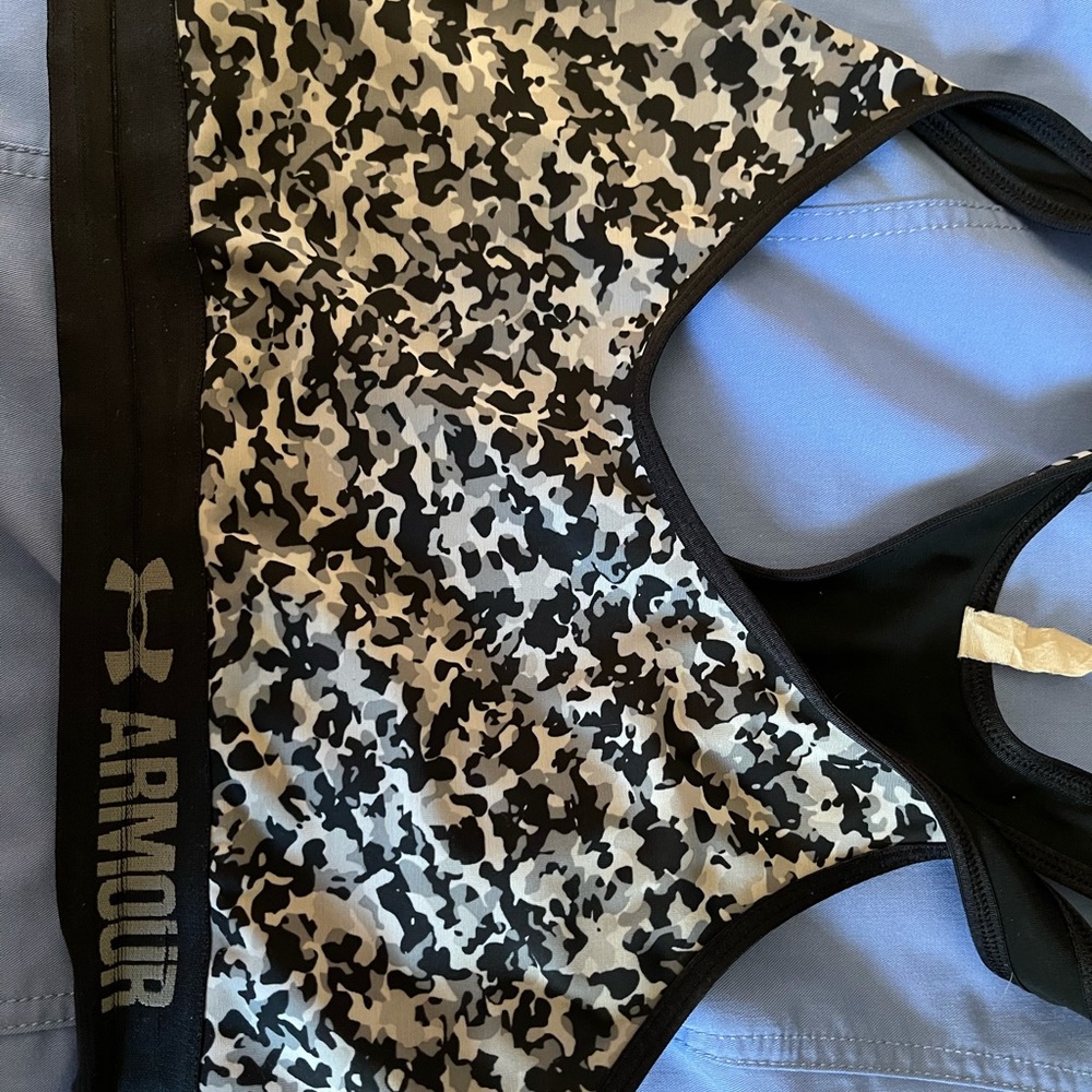 Sports bra